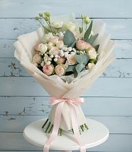 Букет цветов из:  Розы и Лизиантусы в Мечётинской