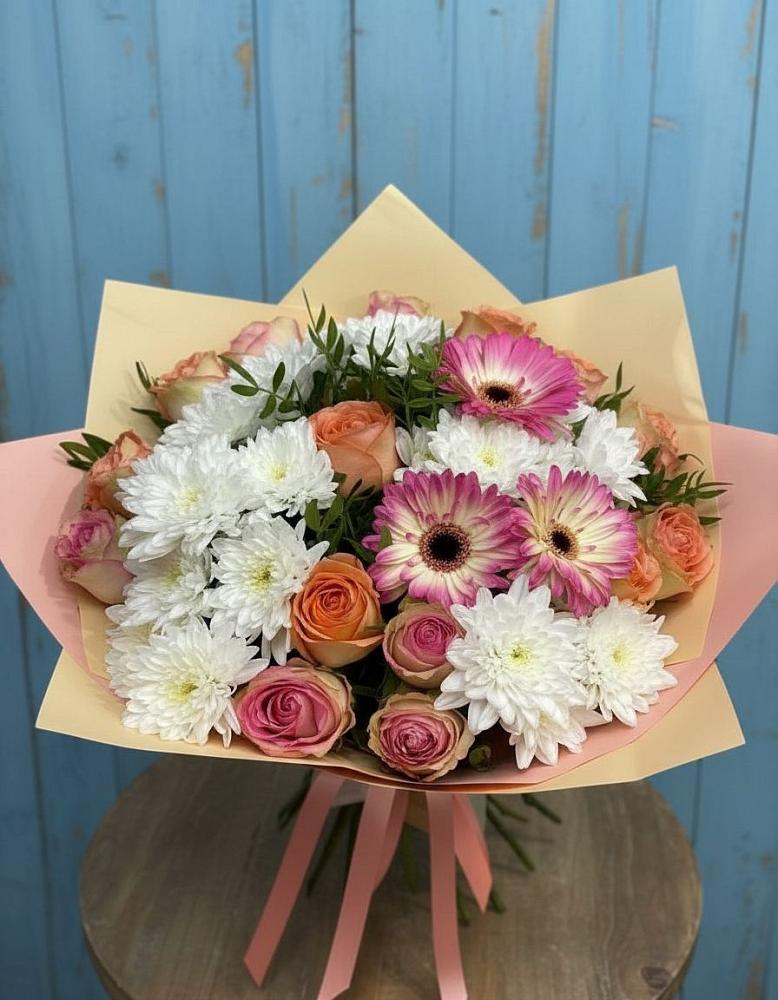 Букет цветов из: Розы, Герберы и Хризантемы в Мечётинской