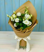 Букет цветов из:  Хризантемы и Лизиантусы в Мечётинской