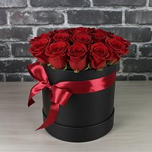 Цветочная композиция из Розы в шляпной коробке в Мечётинской