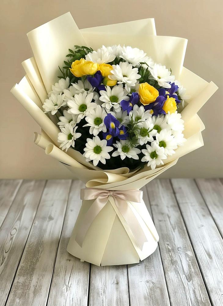 Букет цветов из: Ирисы, Хризантемы и Розы в Мечётинской