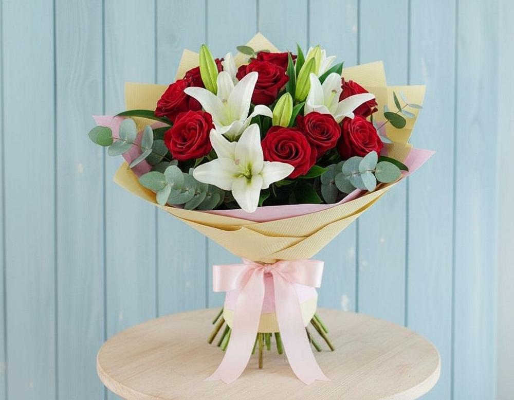 Букет цветов из: Лилии и Розы в Мечётинской